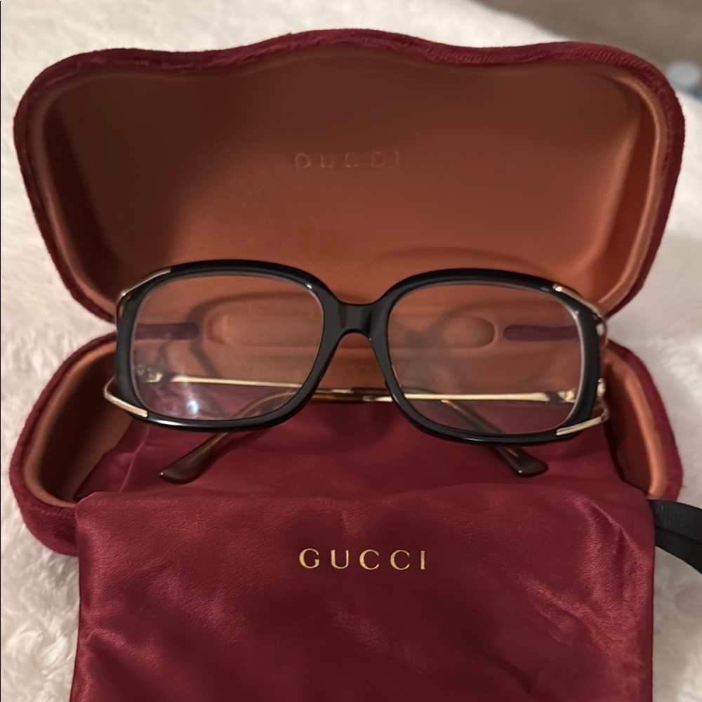 Gucci Black and Gold Rectangular Glasses